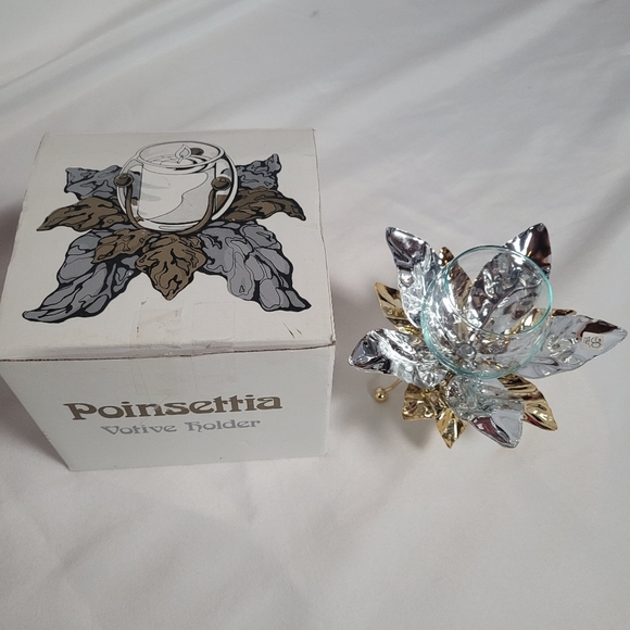 Dept 56 Metal Poinsetta Votive Candle Holder Silver & Gold w/Box - Picture 2 of 11